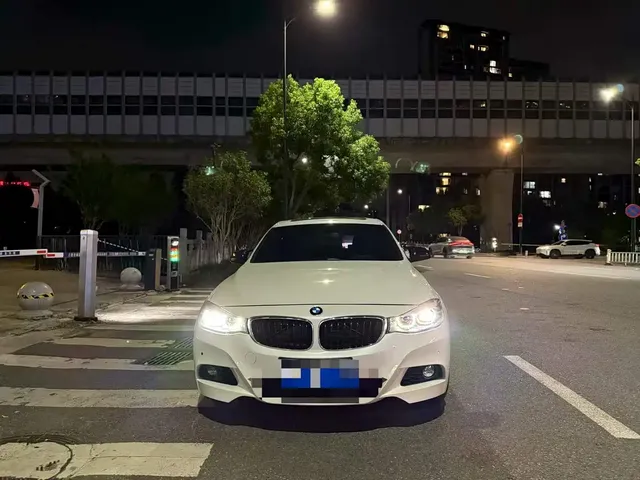 BMW 3 Series GT 2020 320i M Sport Black Night Edition