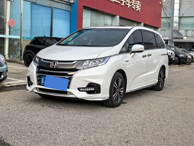 Honda Odyssey 2021 2.0L Sharp Exclusive Edition