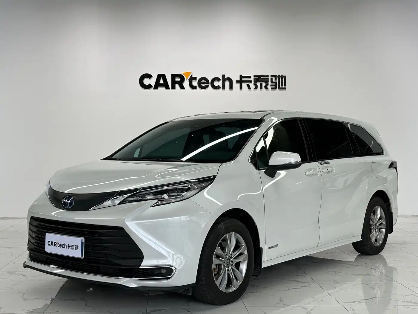 Toyota Sienna 2023 2.5L Hybrid Comfort Edition