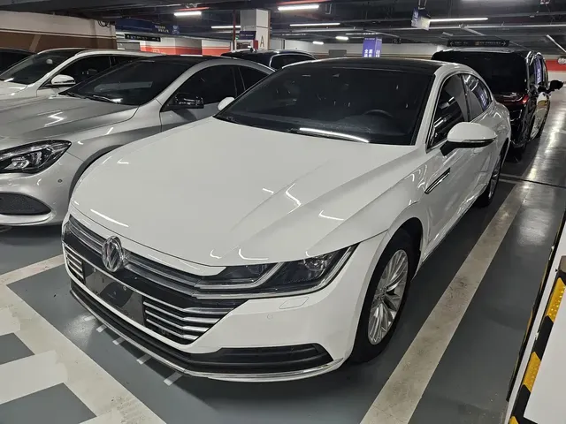 Volkswagen FAW-Volkswagen CC 2019 330TSI Charm Edition China VI