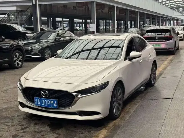 Mazda 3 Axela 2023 2.0L Automatic Premium Edition