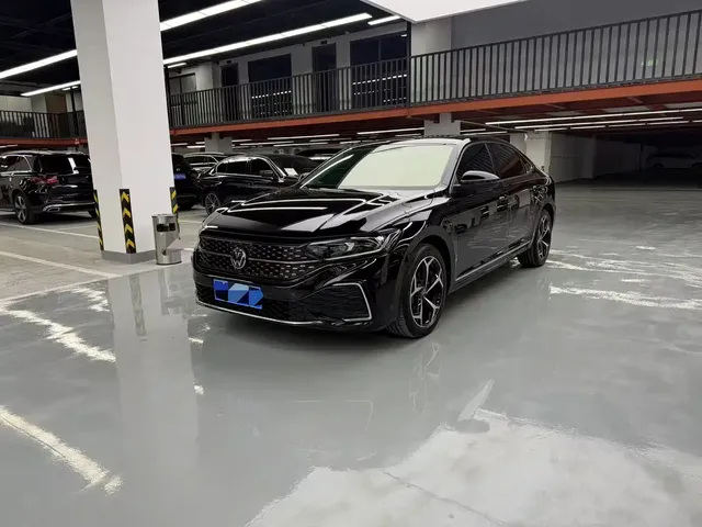 Volkswagen Passat 2024 380TSI Starlight Dragon Soaring Edition