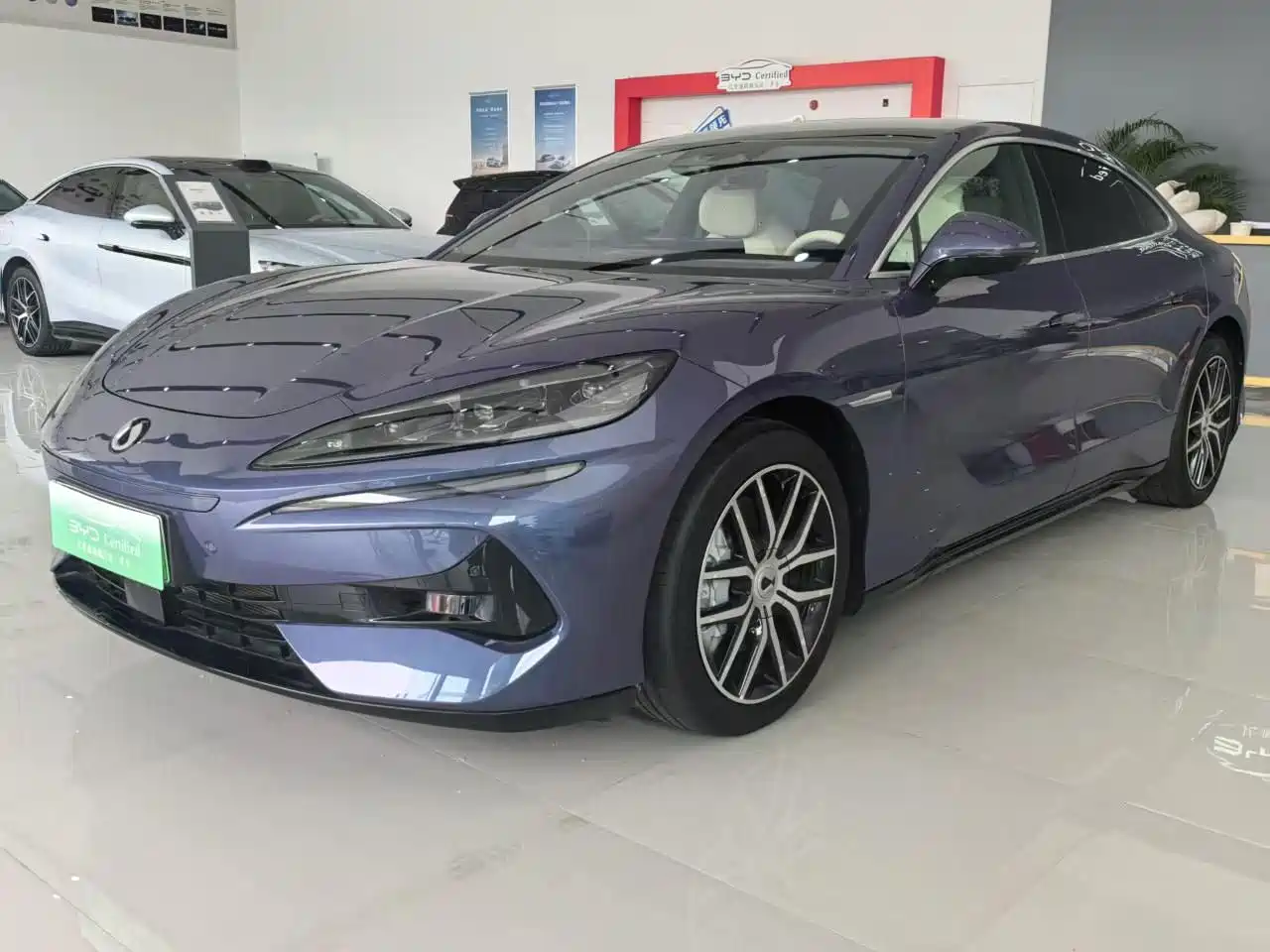 Denza Z9 2024 Model 1100km AWD Max Edition