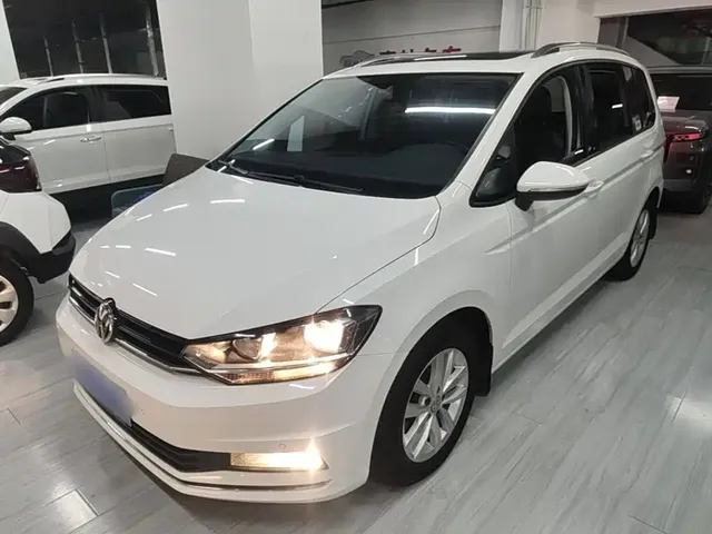 Volkswagen Touran 2018 Touran L 280TSI DSG Comfort 7-seater China V