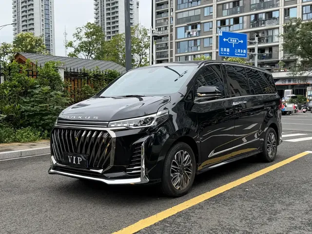 SAIC Maxus G20 2023 PLUS 2.0T Gasoline Automatic Luxury Touring Edition