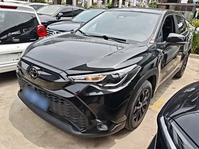 Toyota Frontlander 2023 2.0L CVT Leading Edition