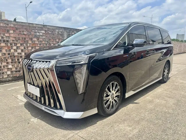 GAC Trumpchi E9 2025 Model E9 Super Fast Charging Champion