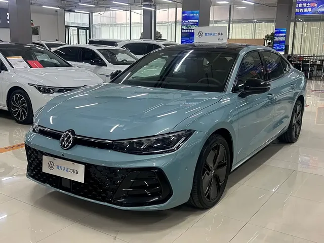 Volkswagen Passat 2025 Pro 380TSI Dragon Prestige Edition