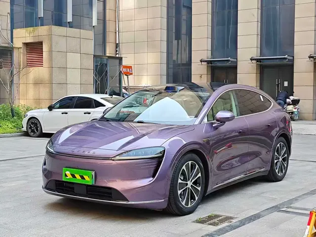 Zhijie Luxeed R7 2025 Extended Range 251km Max