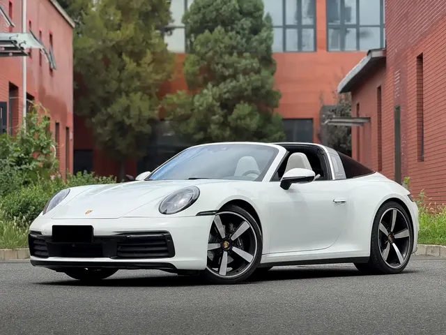 Porsche 911 2023 Targa 4 3.0T