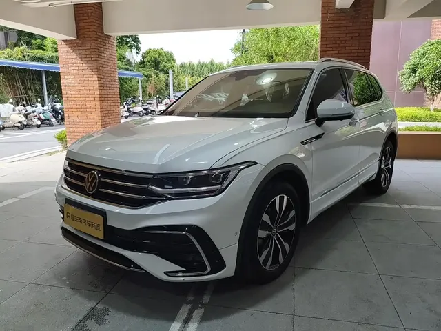 Volkswagen Tiguan L 2023 380TSI 4WD R-Line Premium 7-seater