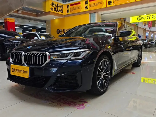 BMW 5 Series 2022 Facelift 530Li Leading M Sport Package