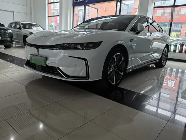 Voyah Auto VOYAH Zhuiguang 2023 4WD Standard Edition
