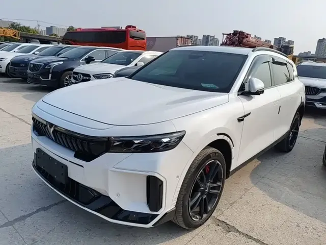 Voyah Auto VOYAH FREE 2025 318 259km 4WD Explorer Edition