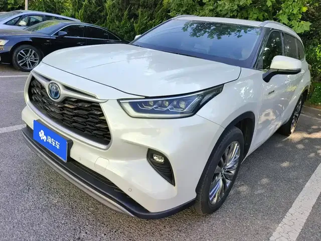 Toyota Highlander 2023 2.5L Smart Hybrid Dual Engine AWD Premium 7-Seater