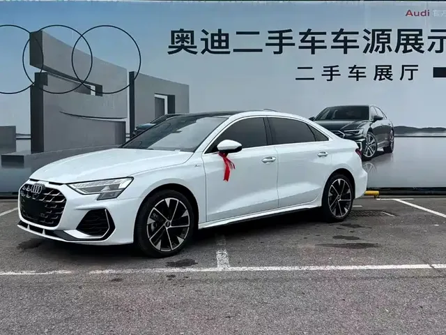Audi A3 2025 Facelift A3L Limousine 35TFSI Flying Spur Premium