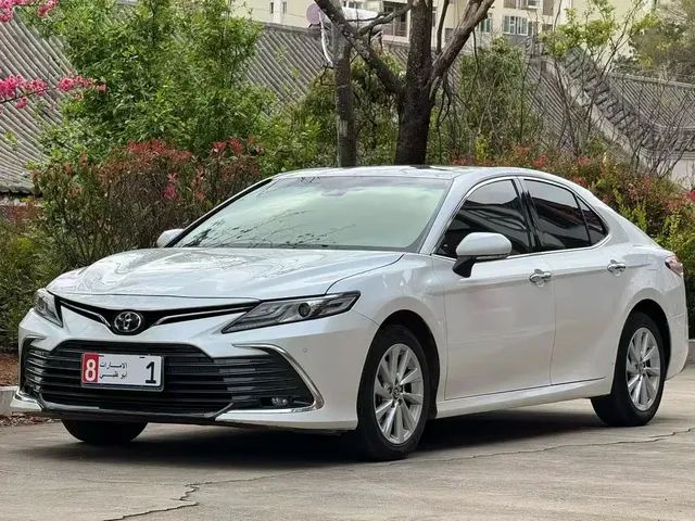 Toyota Camry 2021 2.0G Luxury Edition