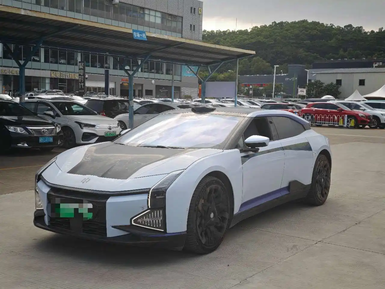 HiPhi Z 2023 4-Seater Edition