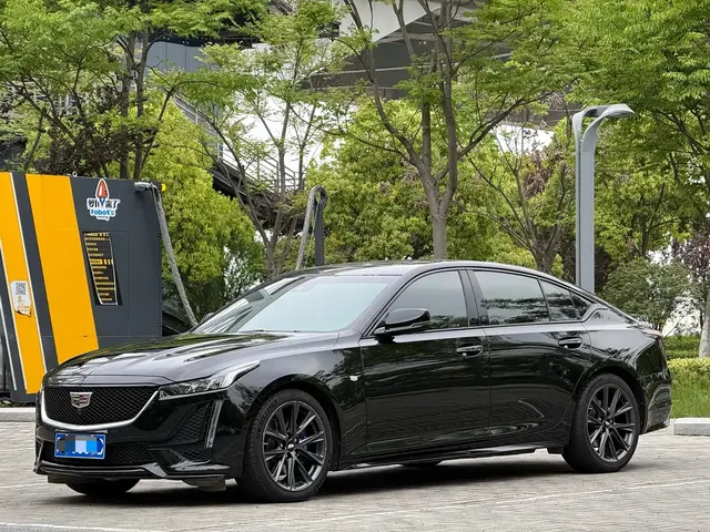 Cadillac CT5 2023 28T Platinum Style