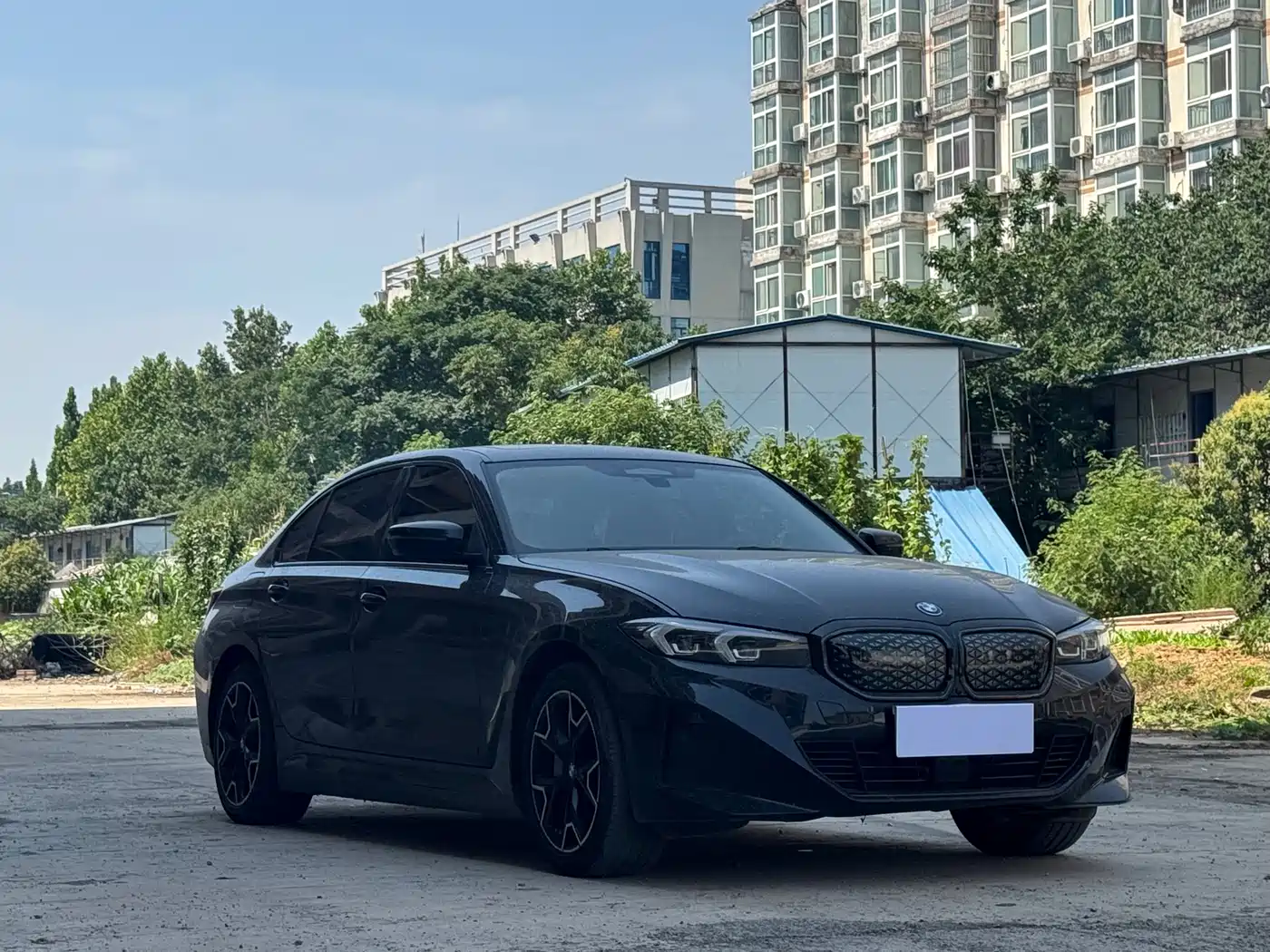 BMW i3 2025 eDrive 40 L Shadow Night Package