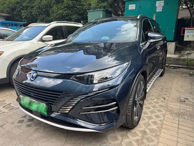 Denza N8 2023 4WD Super Hybrid Flagship 6-seater