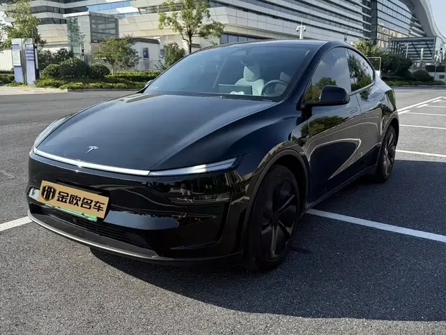 Tesla Model Y 2026 Rear-Wheel Drive
