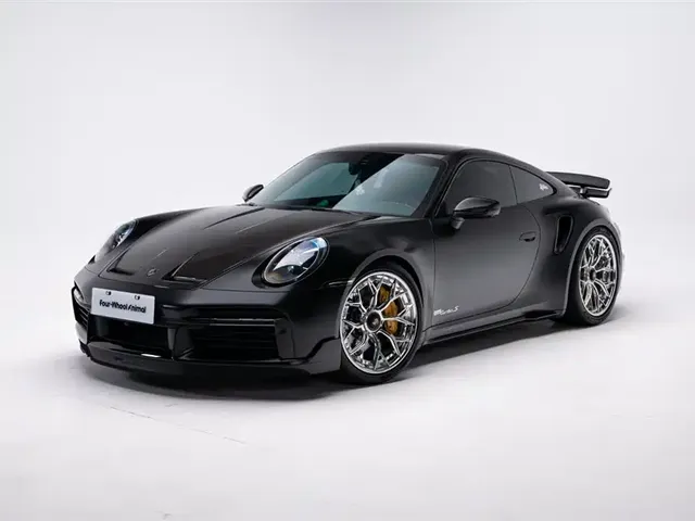 Porsche 911 2022 Turbo S 3.7T