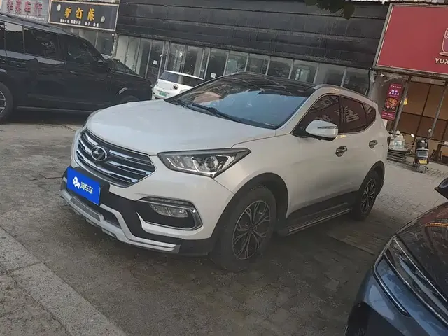 Hyundai Santa Fe 2017 2.0T Automatic 4WD Intelligent 7-Seater