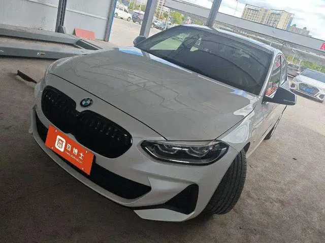 BMW 1 Series 2023 120i M Sport Shadow Edition