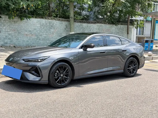 Changan UNI-V 2025 3rd Generation 1.5T 500Bar Premium