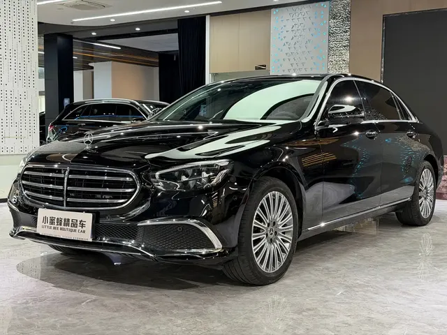 Mercedes-Benz E-Class 2023 E 300 L Fashion