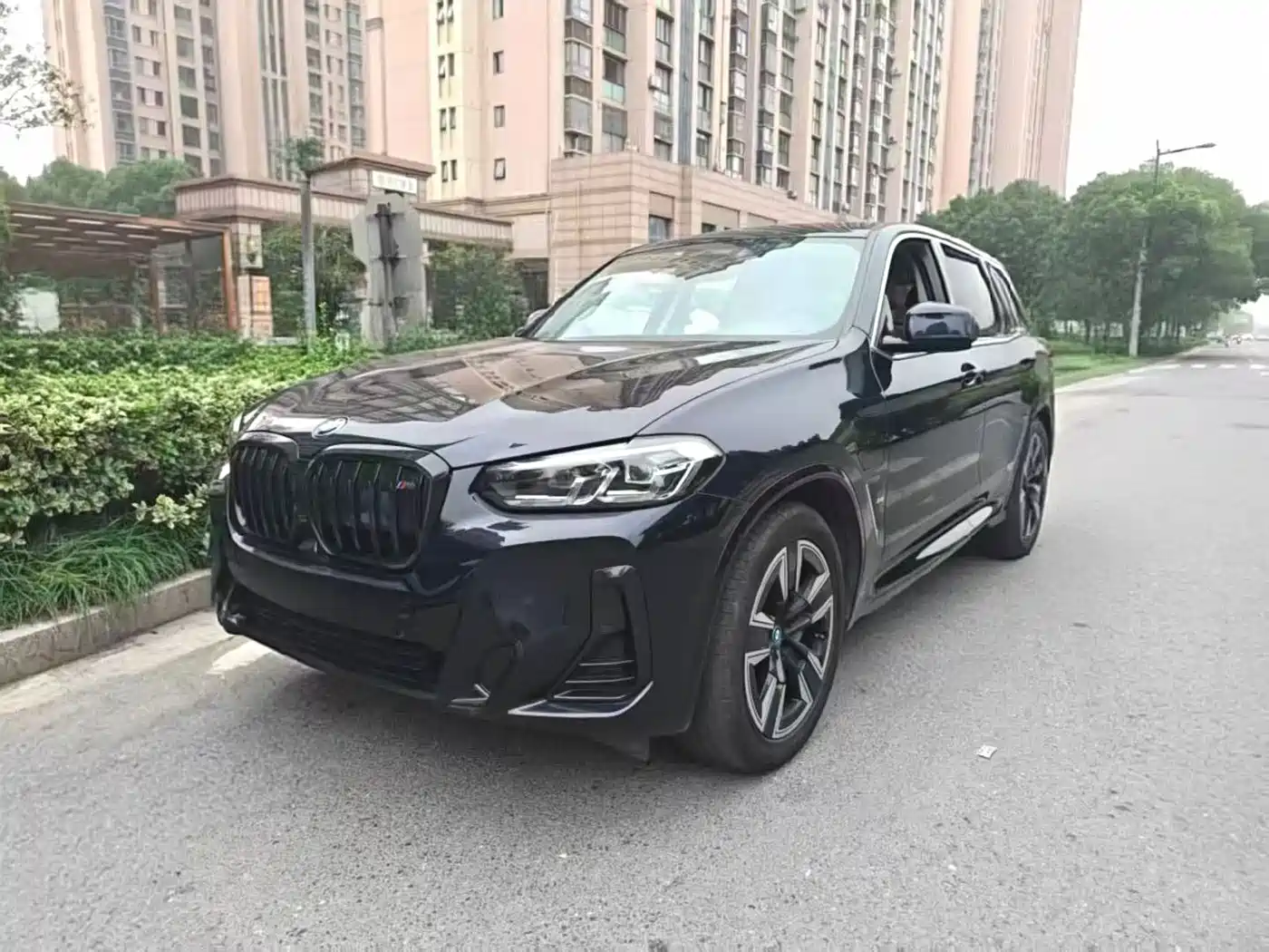 BMW iX3 2023 Leading Type