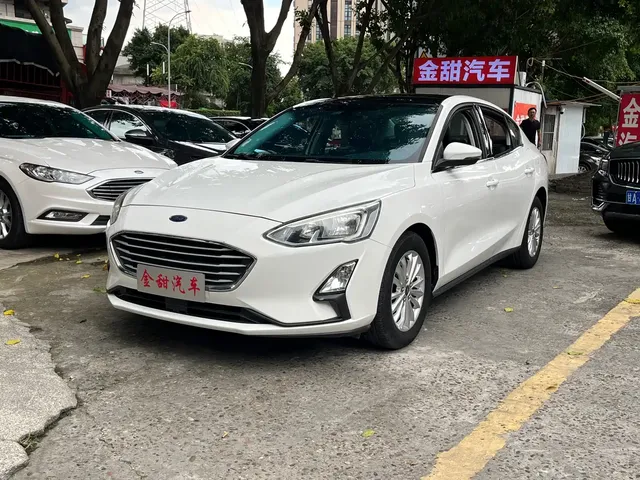 Ford Focus 2019 Sedan EcoBoost 180 Automatic Fengchao