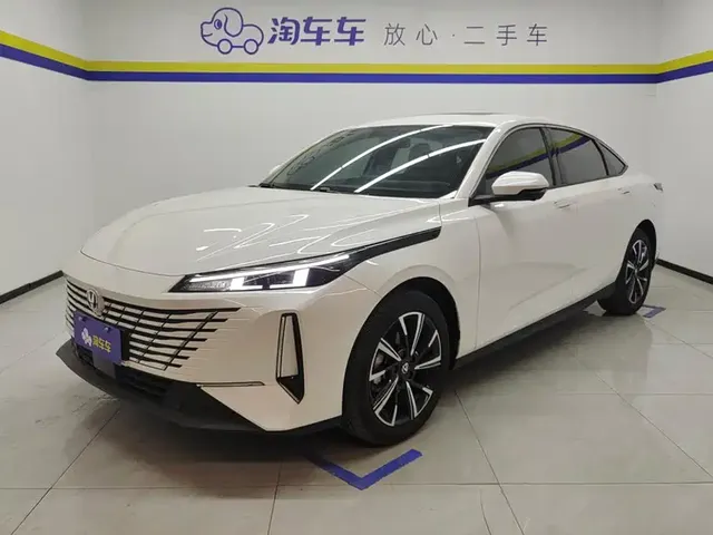 Changan Eado 2024 Model 1.5T GDI Auto Premium Type