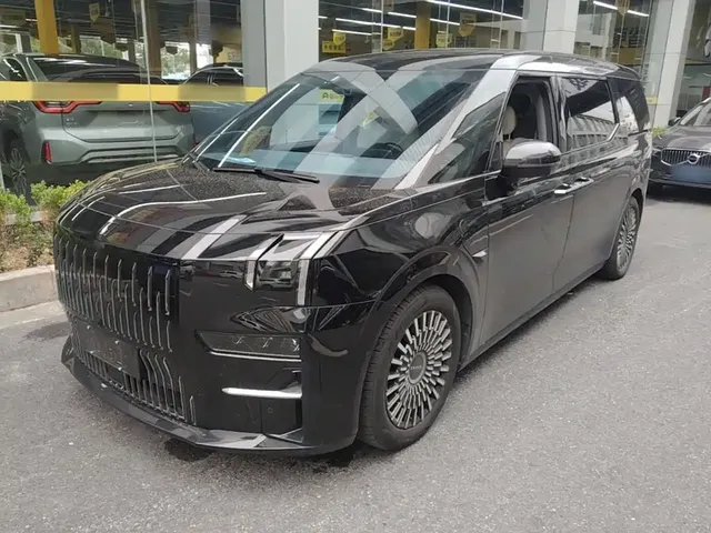 ZEEKR 009 2022 Facelift WE Edition
