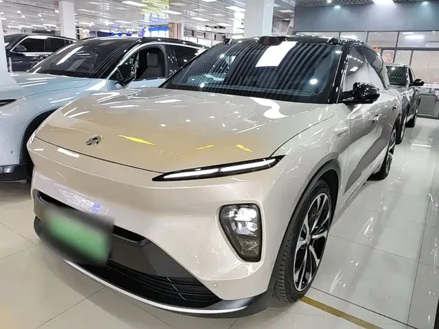 NIO ES8 2024 100kWh Signature Edition