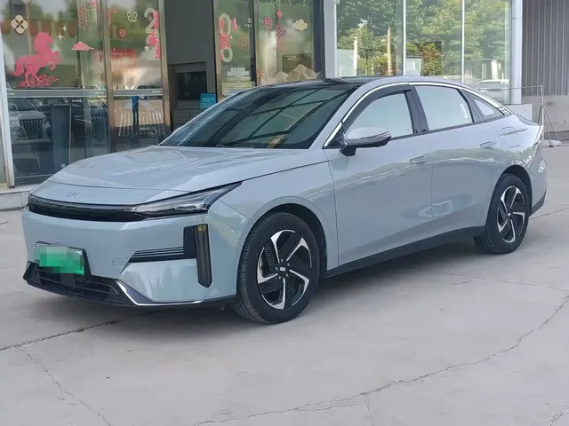 Geely Galaxy L6 2023 125km MAX