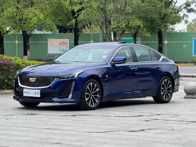 Cadillac CT5 2023 28T Luxury Style (Standard Edition)