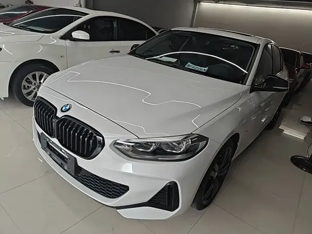 BMW 1 Series 2023 125i M Sport Shadow Edition