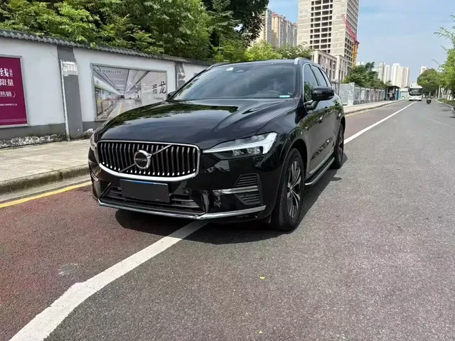 Volvo XC60 2023 B5 AWD Smart Elite Luxury