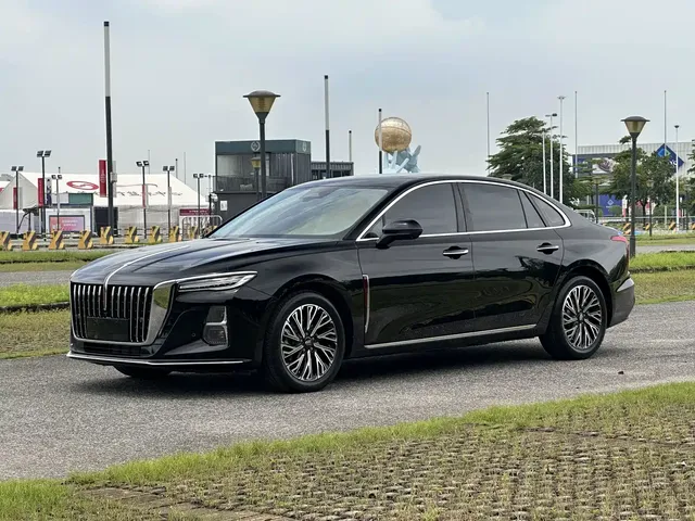 Hongqi H5 2025 2.0T Automatic Flag Celebration 500,000 Units Anniversary Edition