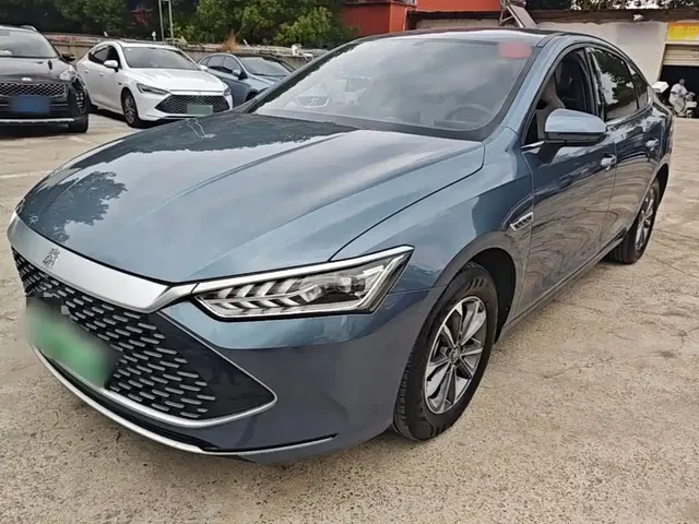 BYD Qin PLUS 2024 Glory Edition DM-i 55KM Leading