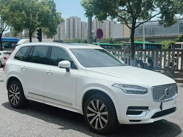 Volvo XC90 2025 B6 Smart Comfort Luxury 7-Seater