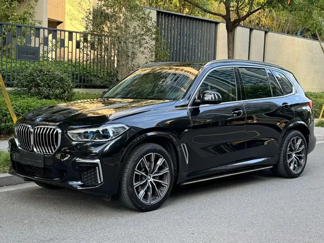BMW X5 2022 Facelift xDrive 30Li Premium M Sport Package
