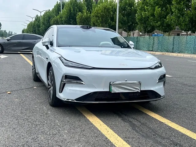 Geely Galaxy Xingyao 8 2025 130km EM-P Starship Edition