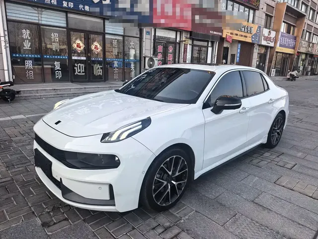Lynk & Co 03 2019 2.0TD Auto Power Pro Version