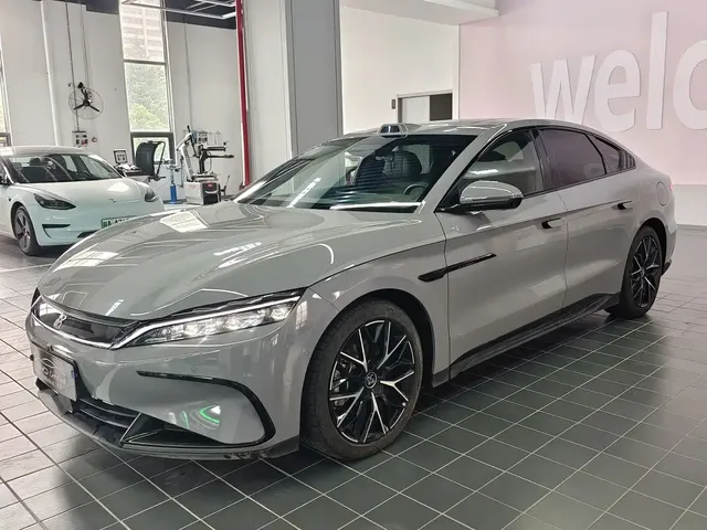 BYD Han 2025 DM-i Smart Driving Edition 125KM LiDAR Flagship