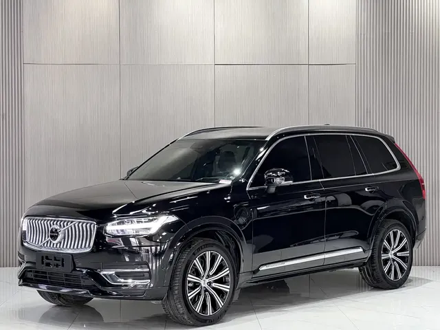 Volvo XC90 Plug-in Hybrid 2022 E-Drive Hybrid T8 Smart Premium Luxury 7-Seater