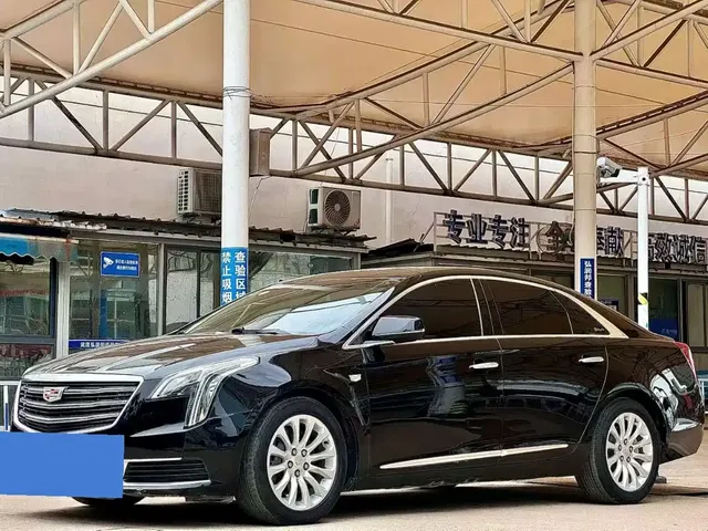 Cadillac XTS 2018 28T Technology