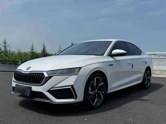 Škoda Octavia 2023 PRO TSI280 Premium Edition